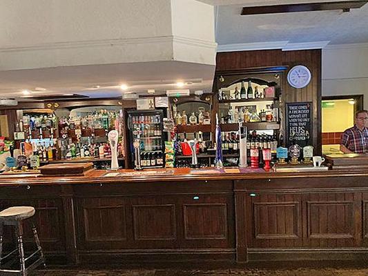 Bull Inn - 