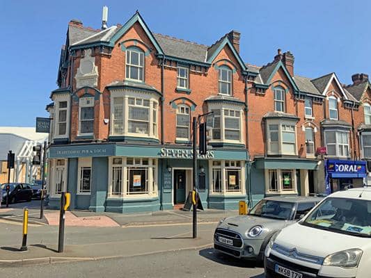 Seven Stars on Cape Hill - 