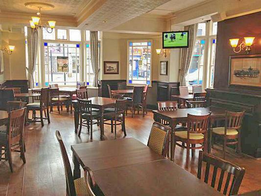 Seven Stars on Cape Hill - 