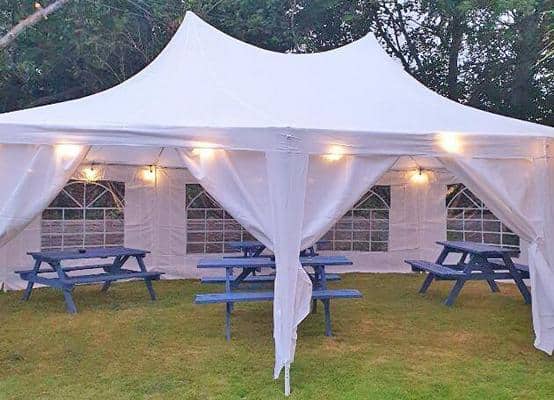 Half Moon - Half Moon Petersfield Road Midhurst West Sussex GU29 9LL