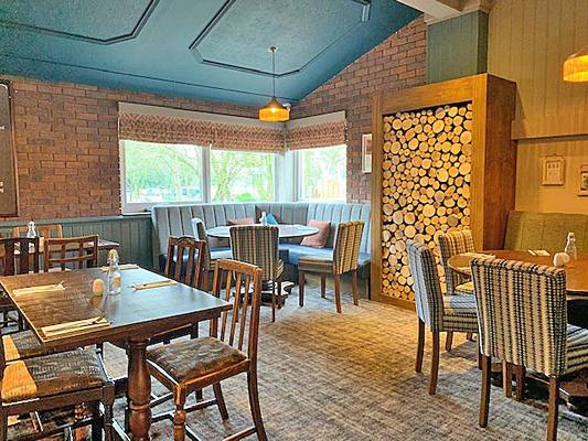Astley Village Inn - 