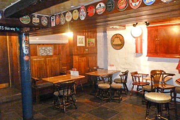 Castle Inn - 
