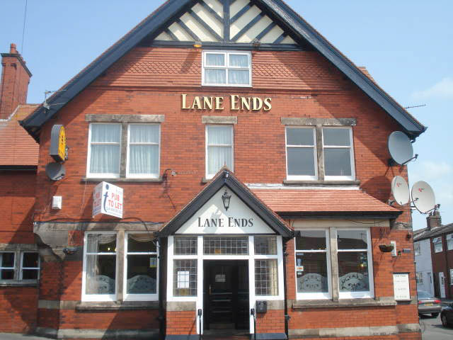 Lane Ends Hotel - 