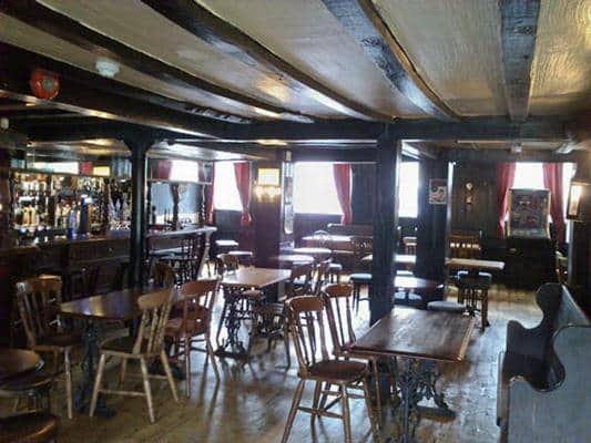 Oval Tavern - 