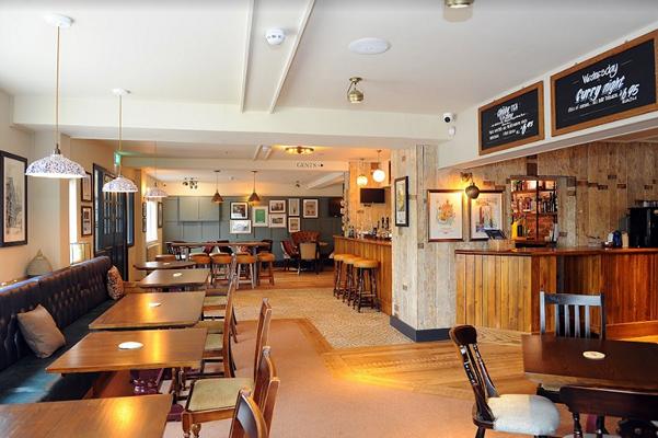 Rake & Pikel Hotel - 