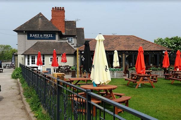 Rake & Pikel Hotel - 