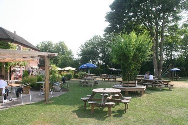 Plough Inn - 