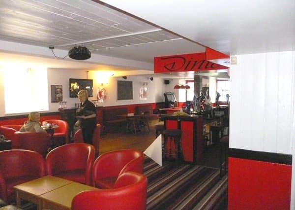 Red Lion - 