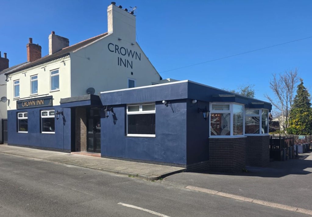 Crown Inn - 