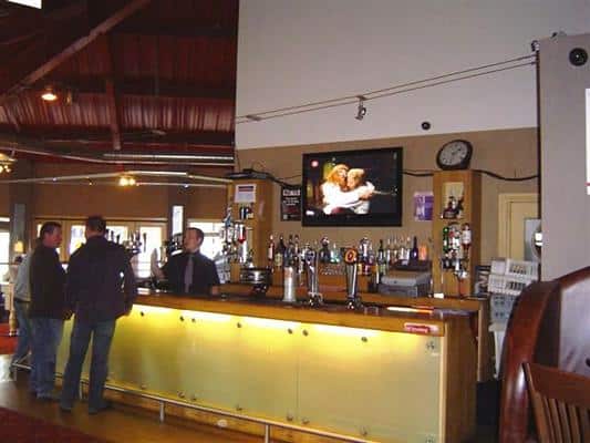 Woody`s Bar & Restaurant - 