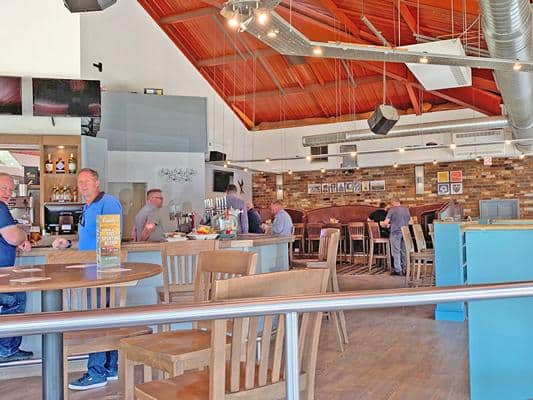 Woody`s Bar & Restaurant - 