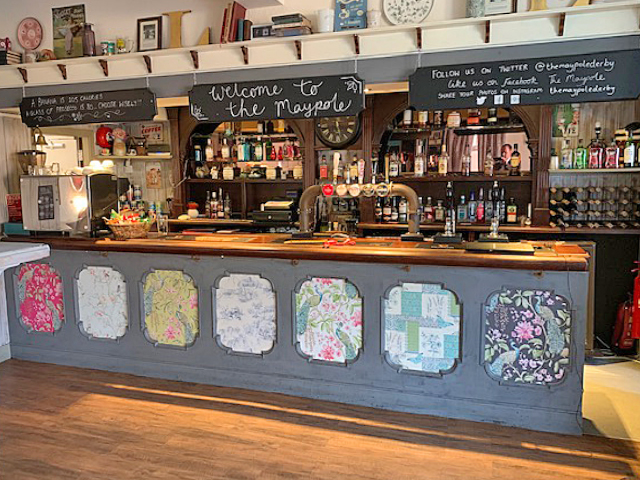 Maypole Inn - 