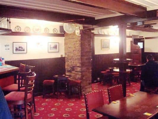 Black Bull Inn - 