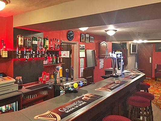 Red Lion - 