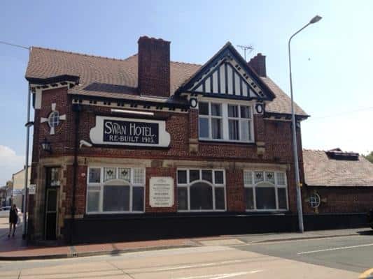 Swan Hotel - 