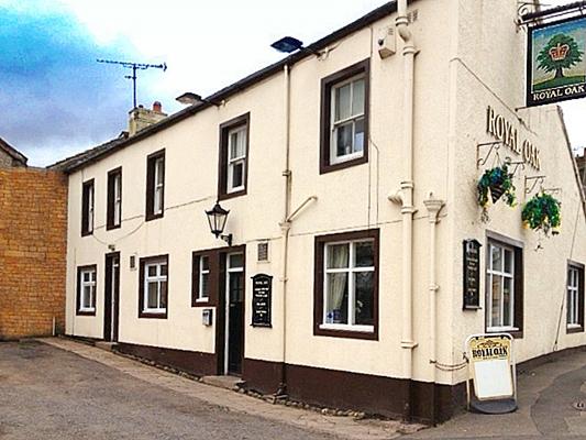 Royal Oak Inn - 