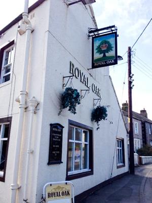 Royal Oak Inn - 