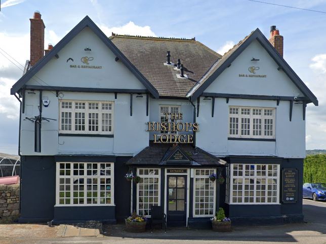 Bishops Lodge - 