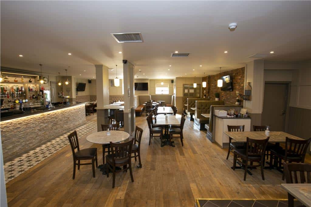 Tullibody Inn - 