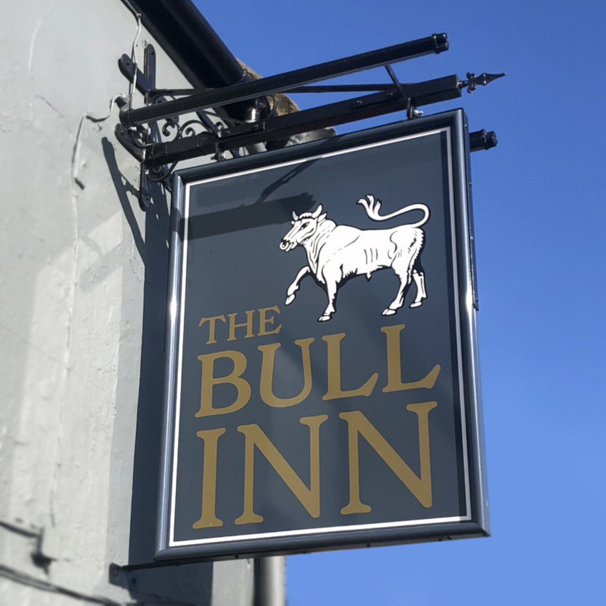 Bull Inn - 
